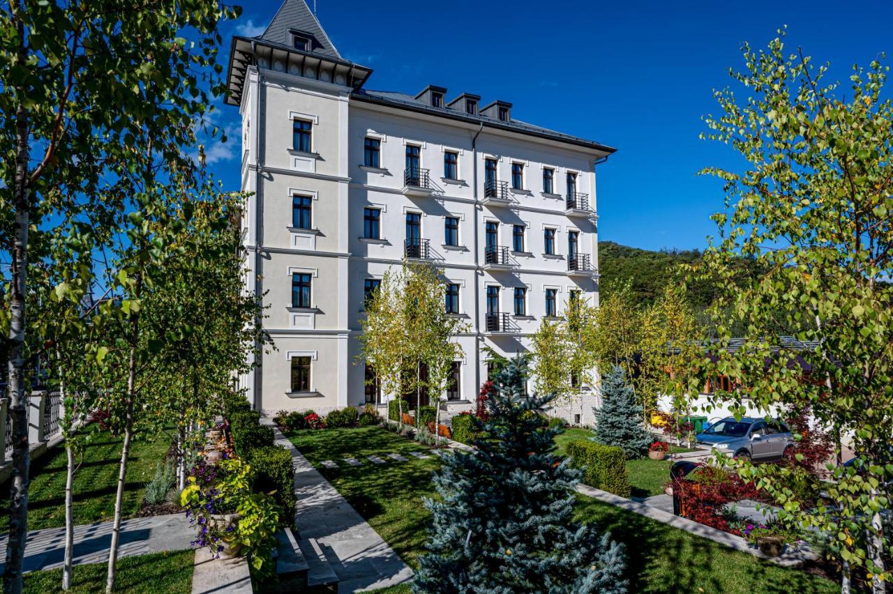 Hotel Carolin Călimăneşti Esterno foto
