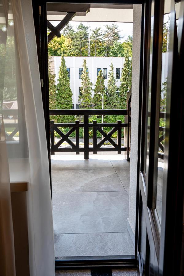 Hotel Carolin Călimăneşti Esterno foto